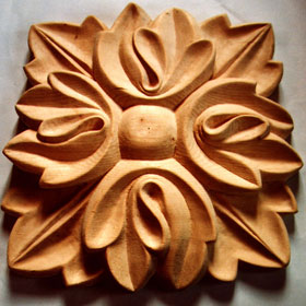 decoro in legno