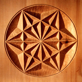 intaglio su legno decorativo