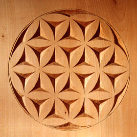 intaglio su legno decorativo